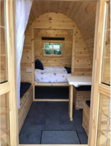 Pen Y Buarth Pod - Caravan Site Caernarfon Kültér fotó