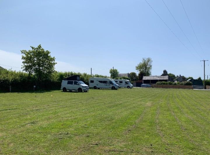 Pen Y Buarth Pod - Caravan Site Caernarfon Kültér fotó